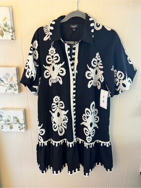 NWT Small dress by Gigio Black & White Printed Casual Shirt Dress
